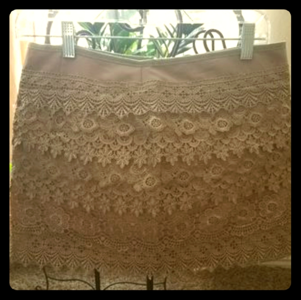 Laced zip up mini skirt!!!
